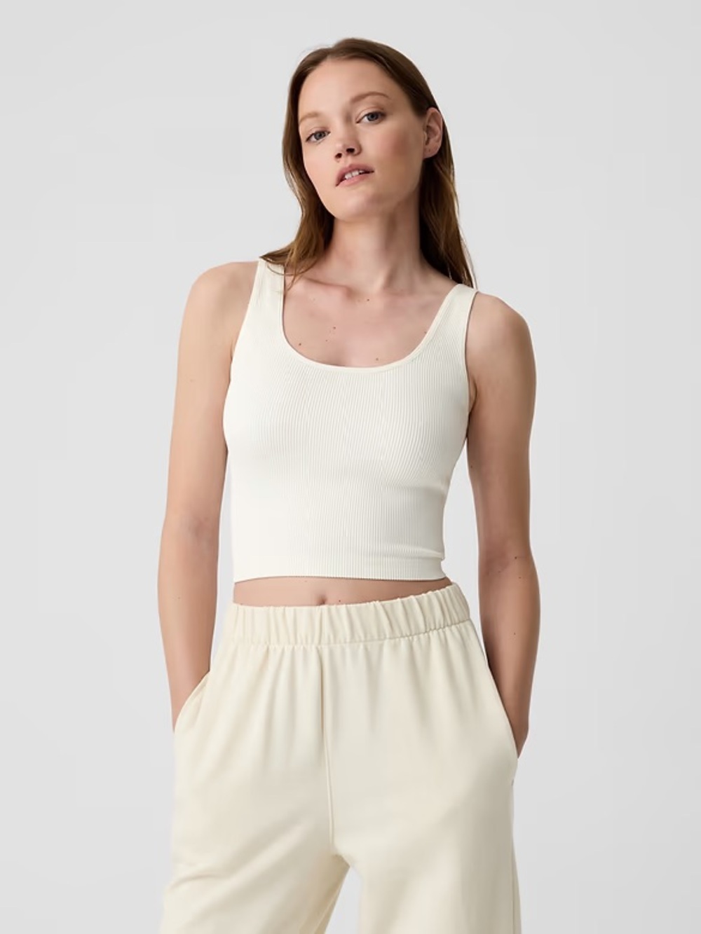 GAP Ribbed Scoop Crop Tank